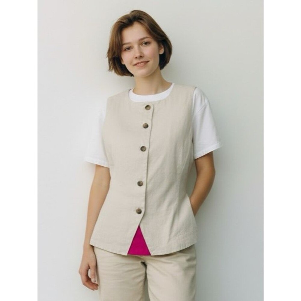 Evereve womens button pullover stretch v-neck vest Small